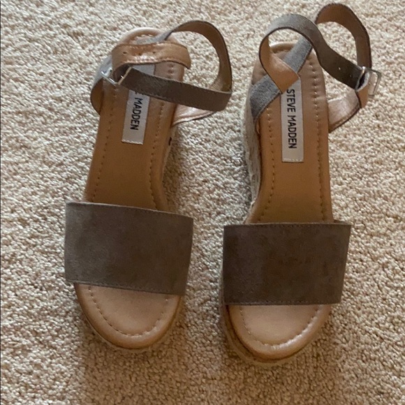 Steve Madden Wedges - Picture 2 of 4